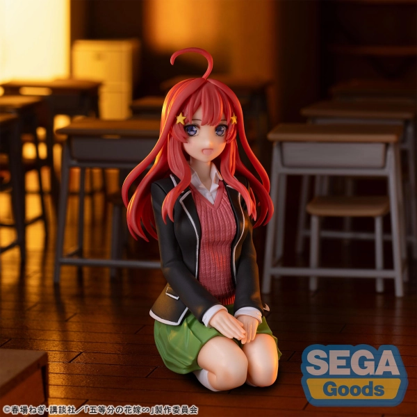 [Backorder] "The Quintessential Quintuplets Specials" PM Perching Figure "Itsuki Nakano" Collector's Club Action Statue