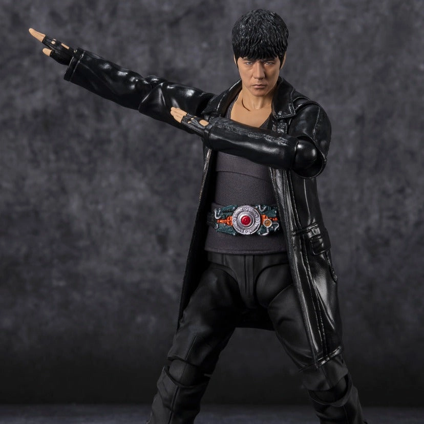 Library Decor S.H.Figuarts MINAMI KOTARO (KAMEN RIDER BLACK SUN)