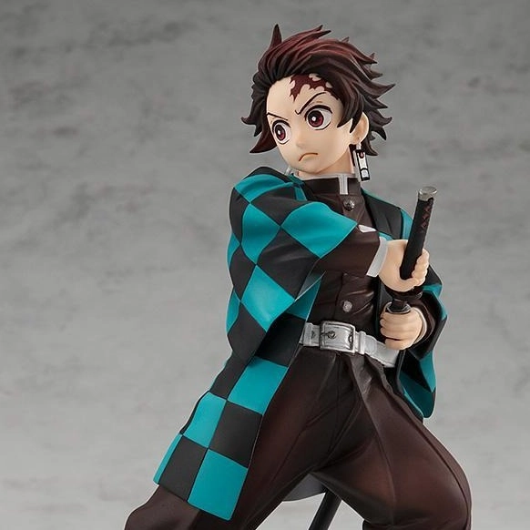 Demon Slayer: Kimetsu no Yaiba Good Smile Company POP UP PARADE Tanjiro Kamado Shelf Display