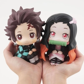 Limited Showcase Movie Item Demon Slayer MEGAHOUSE LOOK UP KAMADO TANJIRO & KAMADO NEZUKO SET ??with gift??