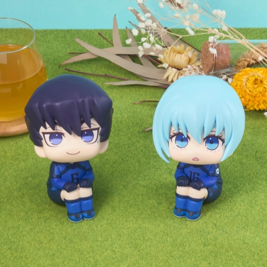 Lookup Tabito Karasu & Yo Hiori (with gift) Military Figure Chibi Creation