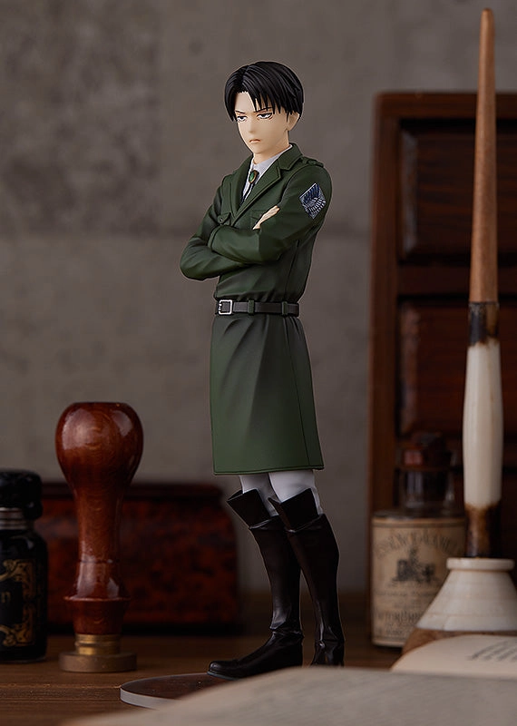 POP UP PARADE Levi Action Item