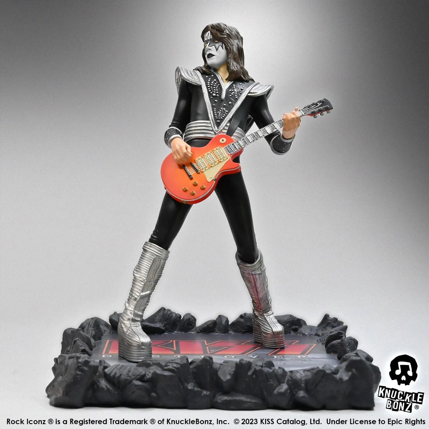 Toy Museum Paper Model Knucklebonz Kiss Rock Iconz The Spaceman (Destroyer) Statue