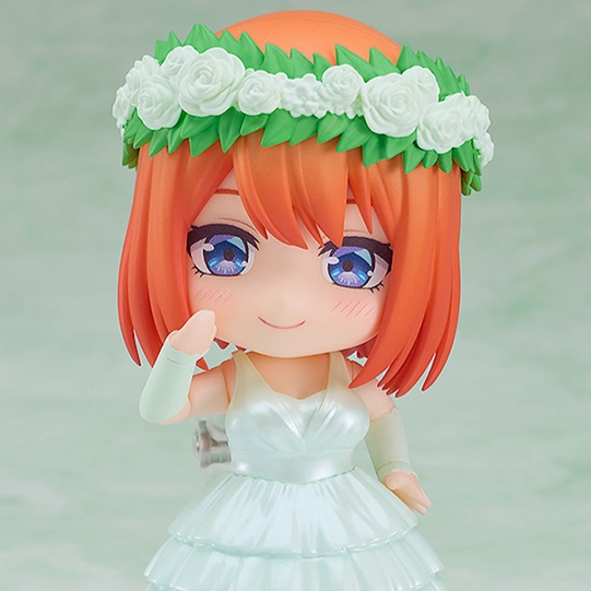Mythical Beast Fantasy Creation Nendoroid No.2405 Yotsuba Nakano: Wedding Dress Ver.