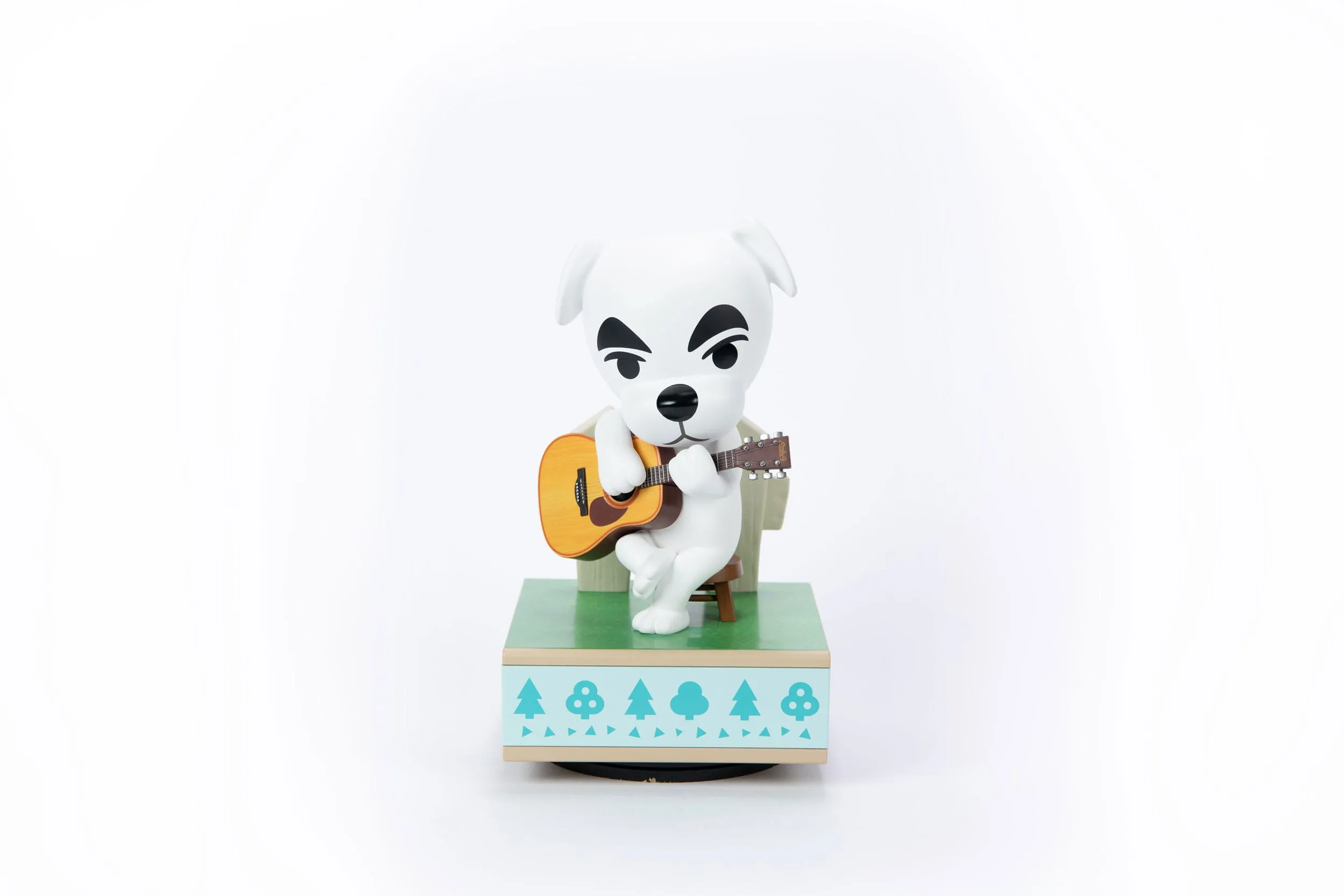 Battery operated Smart Toy First 4 Figures K.K. Slider - Animal Crossing: New Horizons - Collectible PVC Statue