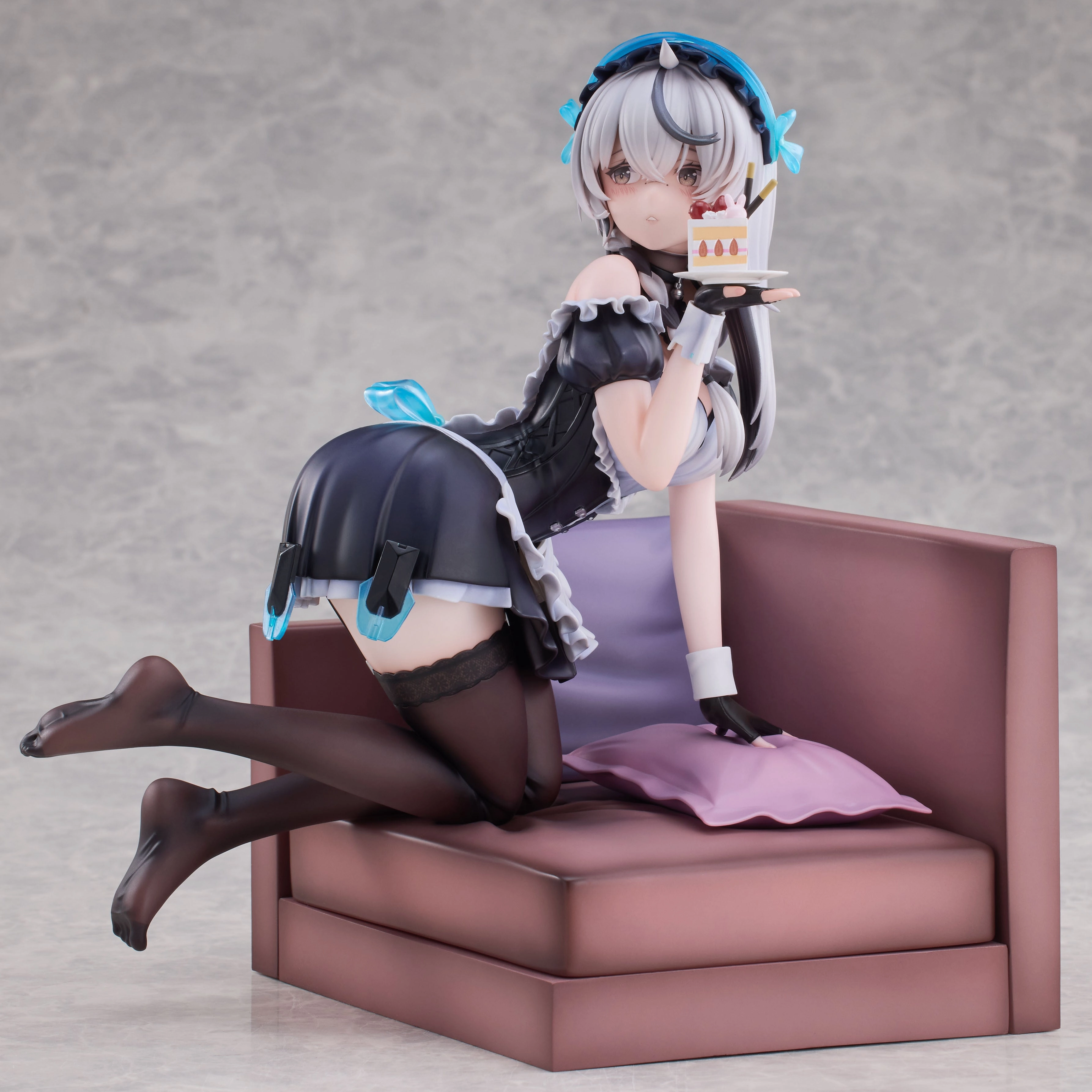 Snowbreak Containment Zone Cherno & Meursault Apprentice Maid Ver. Mathematical Model