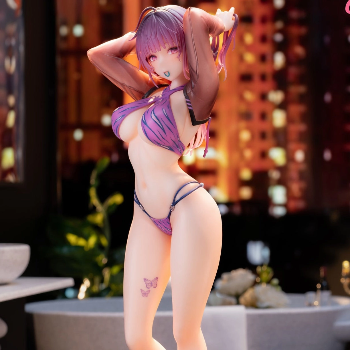 Detailed Sculpture Preparing for a Date Shiso illustration by myabit