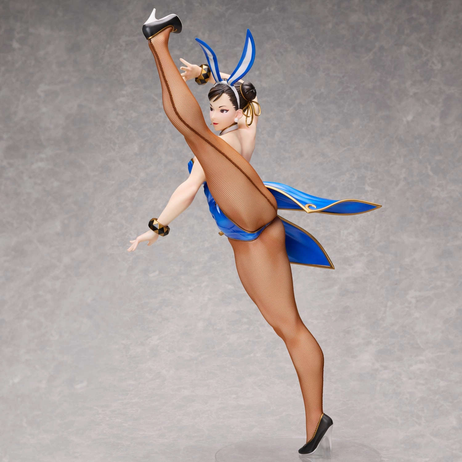 Posable Model Cartoonish Design Street Fighter 6 Chun-Li Bunny Ver.
