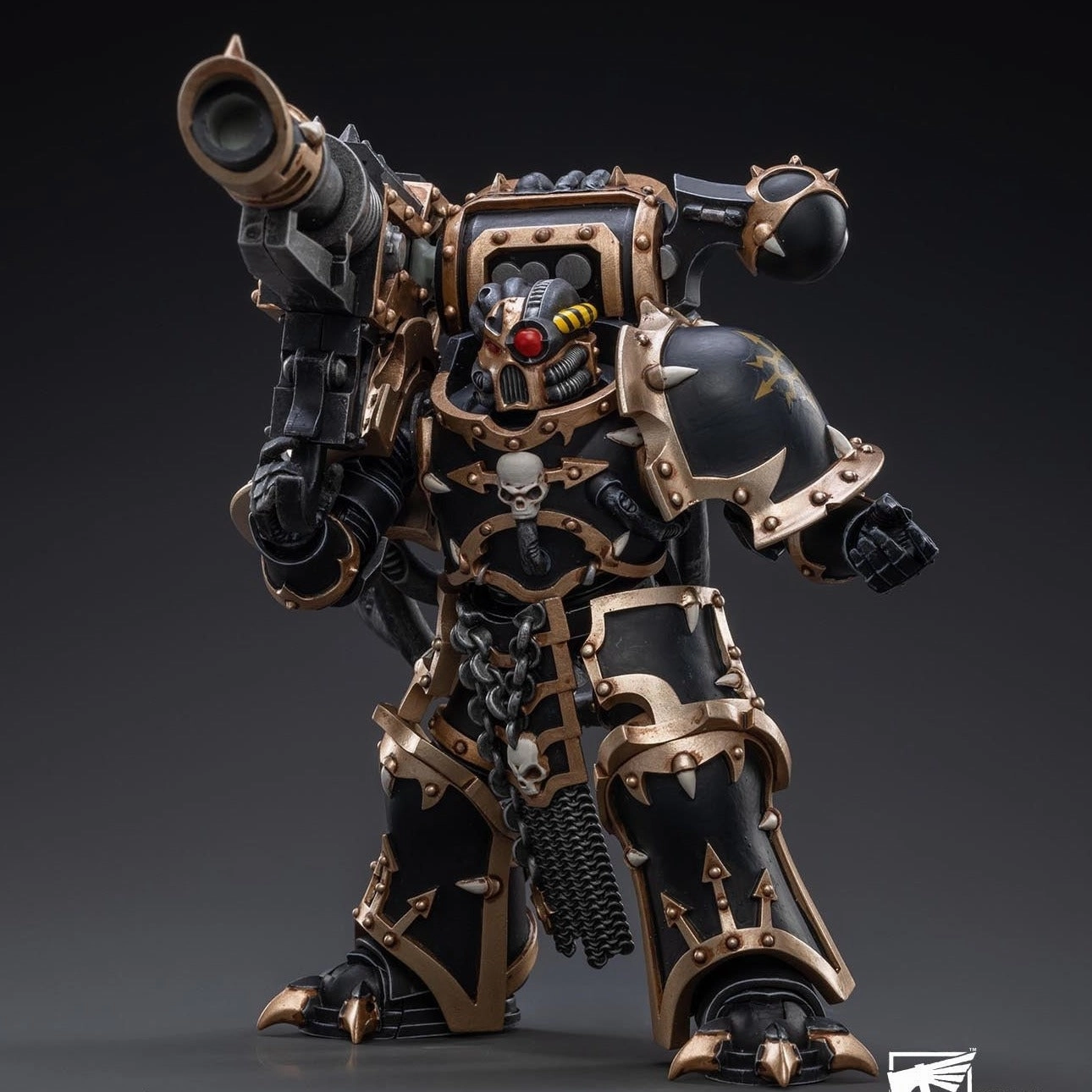 WARHAMMER 40K Black Legion Havocs Marine 02 Train Model