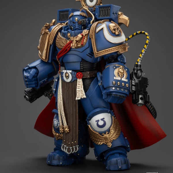 WARHAMMER Ultramarines Marneus Calgar Chapter Master with MKX Gravis Armour and Gauntlets of Ultramar Shape Sorter Geometry Set